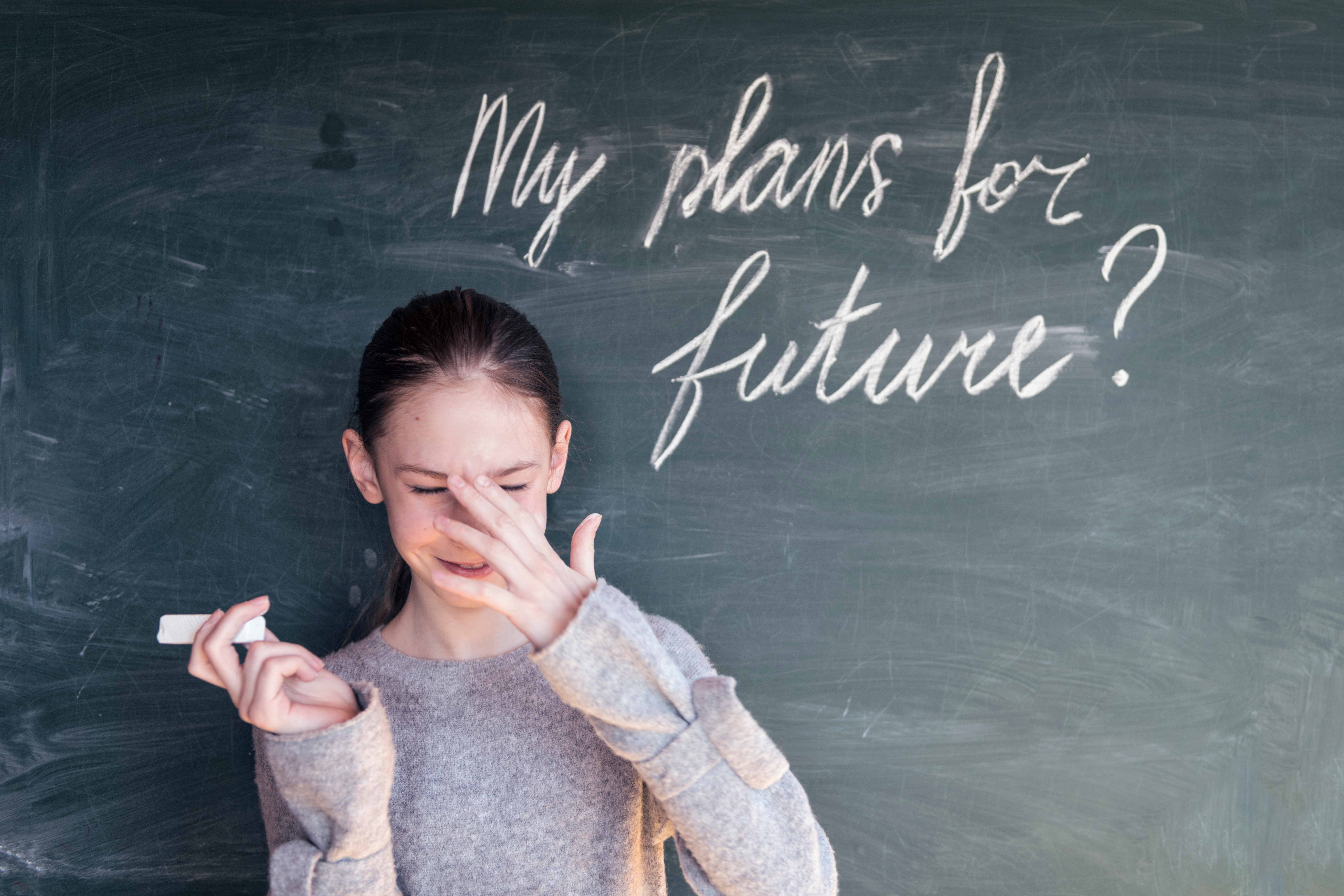 Цитата: 'Одиночество — это не враг, а учитель, который помогает нам лучше понять себя.'